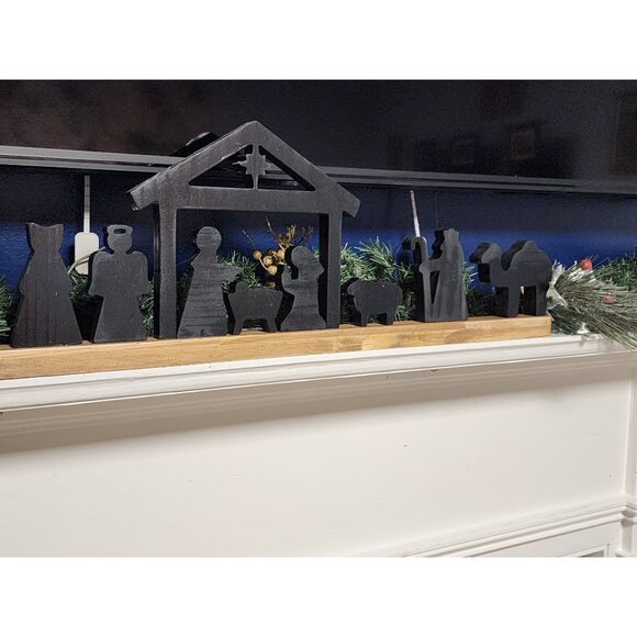 Handcrafted Wooden Nativity Scene Decor With Simple Silhouette Design - Picture 3 of 4